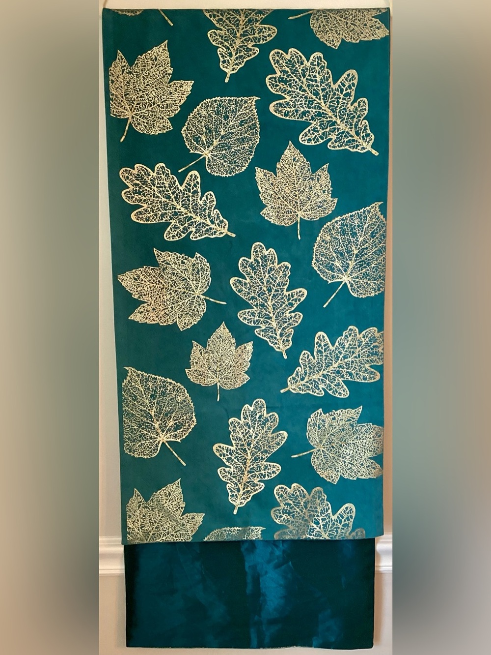 Teal & Gold Beaded Autumn Leaves Table Runner 6’ Long Velvet & Silk Type Fabric - Picture 2 of 6